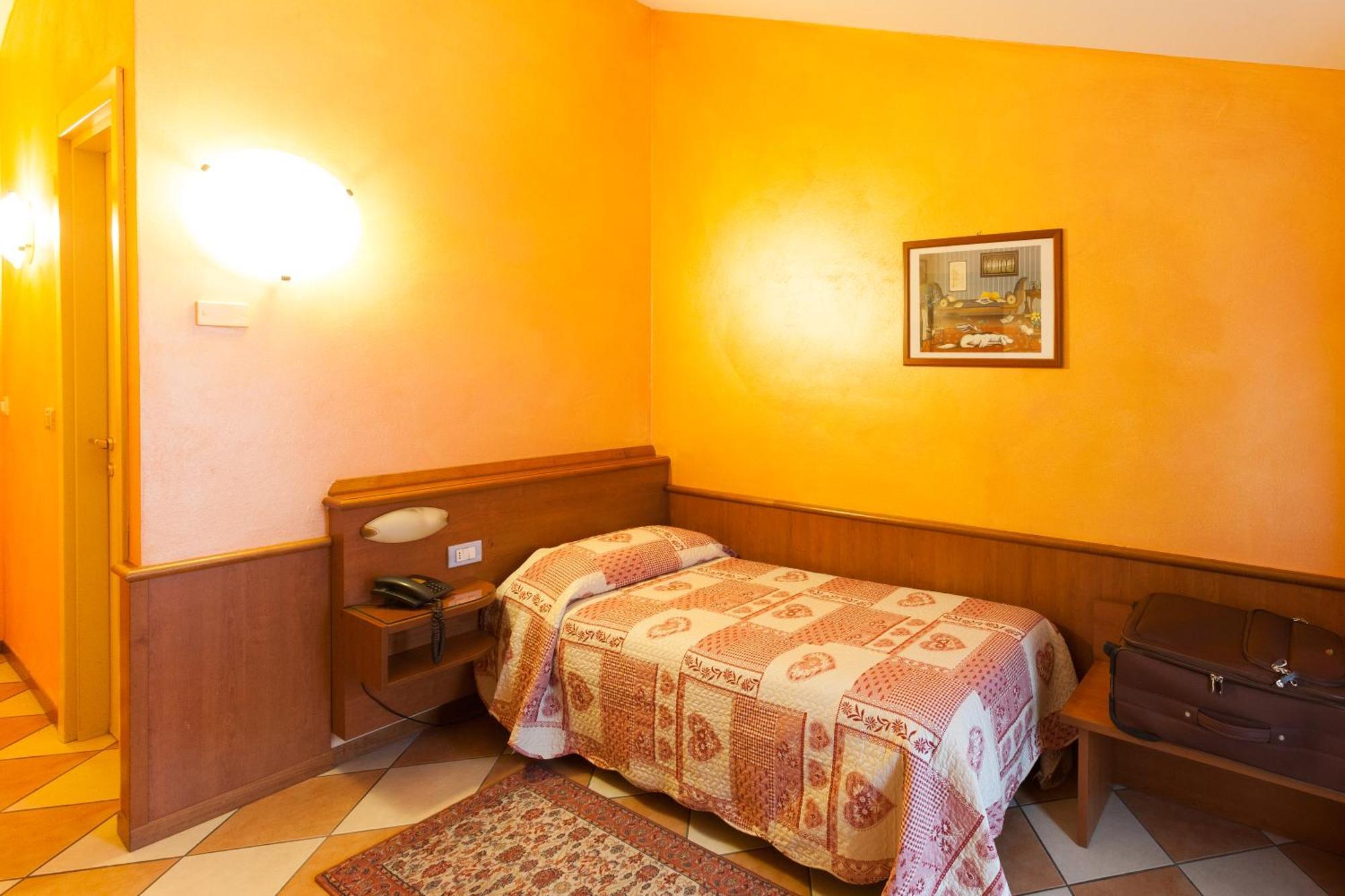 Hotel Antica Fonte Brescia Bilik gambar